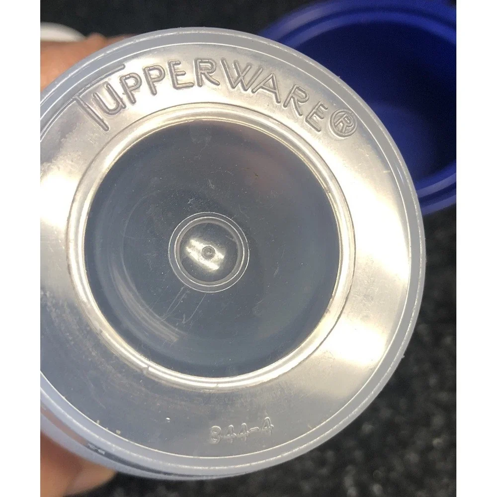 Tupperware Quick Shake #844 Clear w/Blue Lid, Shake & Pour~2 Cup~